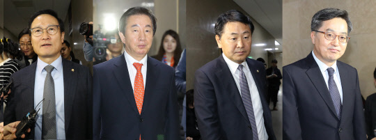 더불어민주당 홍영표(왼쪽부터), 자유한국당 김성태, 바른미래당 김관영 원내내표와 김동연 부총리 겸 기획재정부 장관이 5일 오후 내년도 예산안 협상을 하기 위해 국회 운영위원장실로 들어가고 있다.